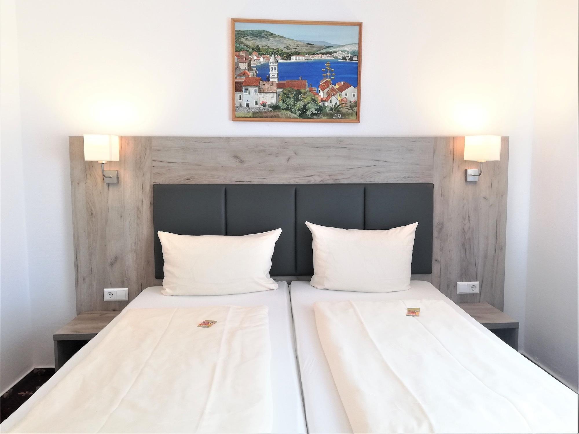 Hotel Central Hauptbahnhof Heidelberg Exteriör bild